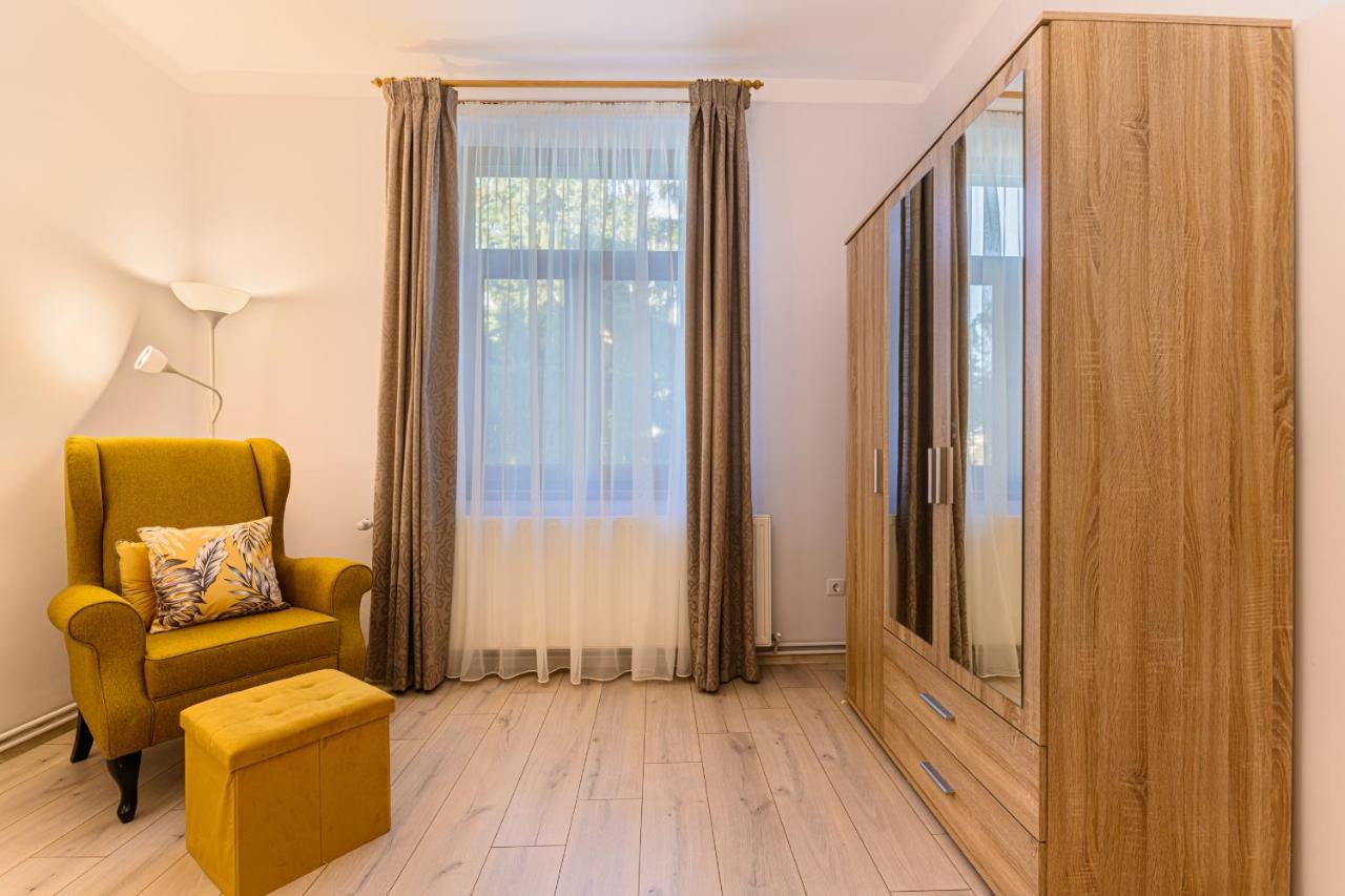 Chic&View Brasov Apartment Bagian luar foto