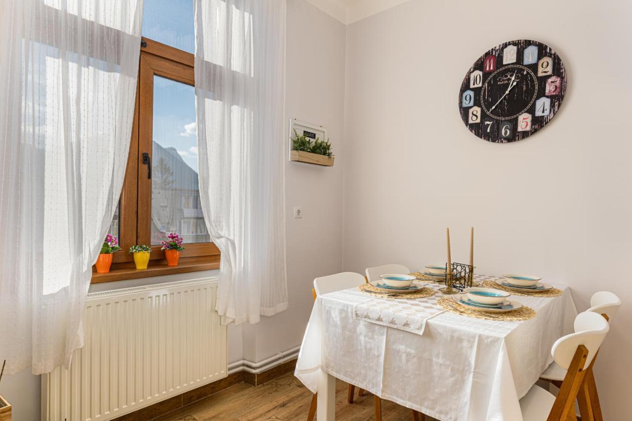 Chic&View Brasov Apartment Bagian luar foto