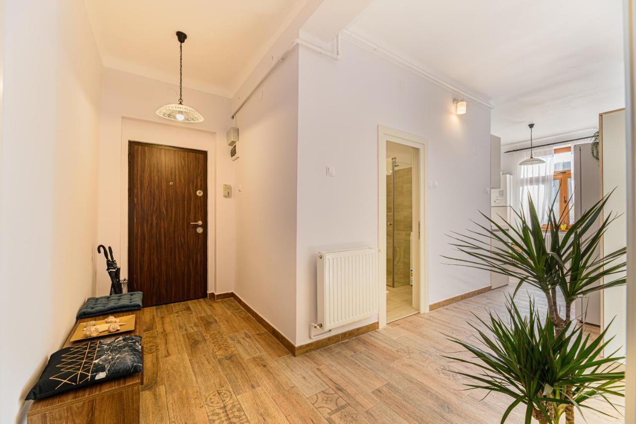 Chic&View Brasov Apartment Bagian luar foto